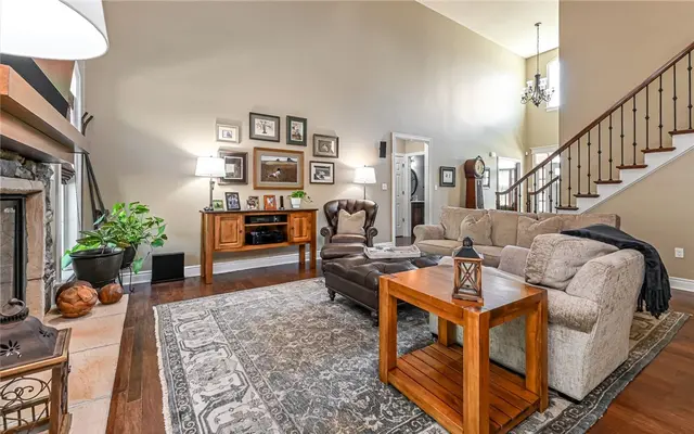 124 Field Brook Lane gallery image 11