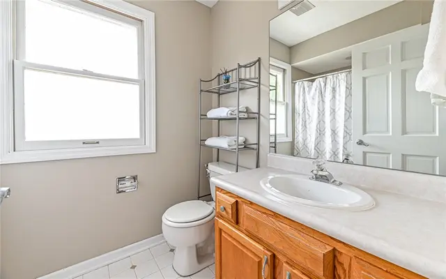 124 Fox Meadow Dr gallery image 7