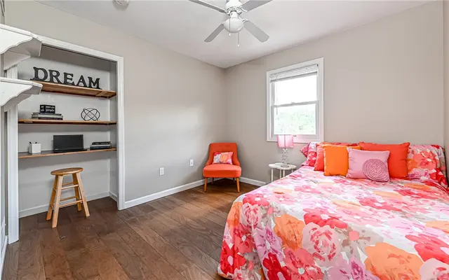 124 Fox Meadow Dr gallery image 11