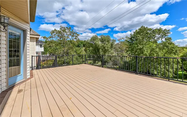124 Fox Meadow Dr gallery image 23