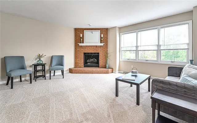 124 Fox Meadow Dr gallery image 26