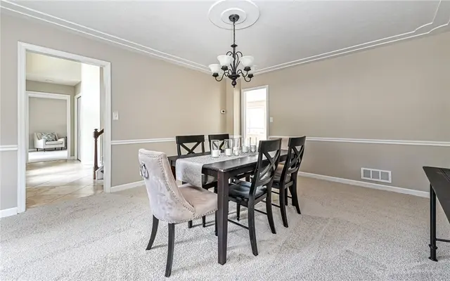 124 Fox Meadow Dr gallery image 30