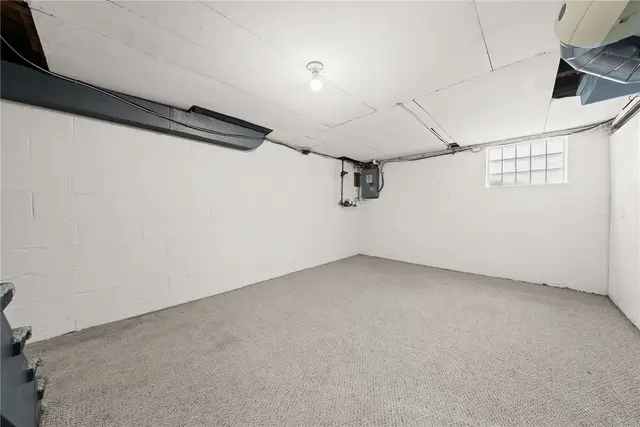 124 Simon Ave gallery image 20