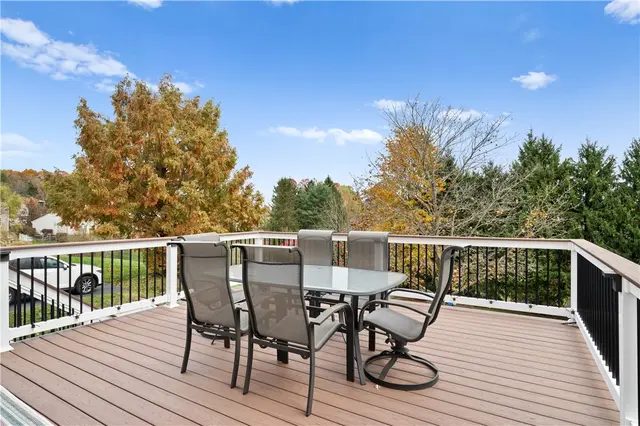 1245 Woodhill Dr gallery image 28