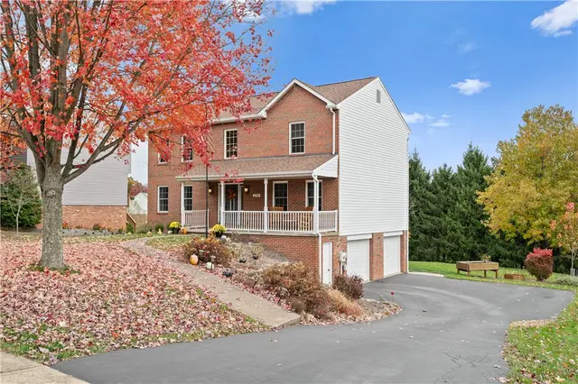 1245 Woodhill Dr gallery image 30