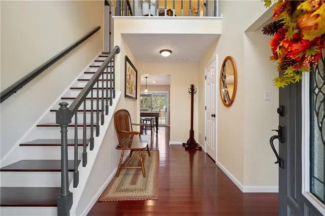 1245 Woodhill Dr gallery image 31