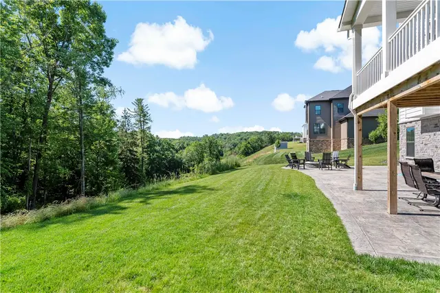 125 Abigail Dr gallery image 3