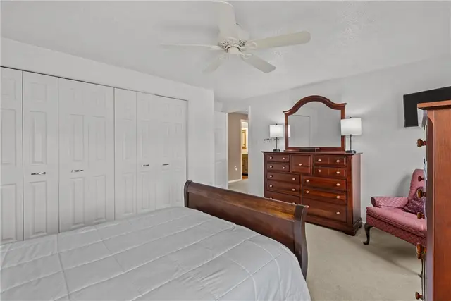 125 Clearbrook Dr gallery image 41