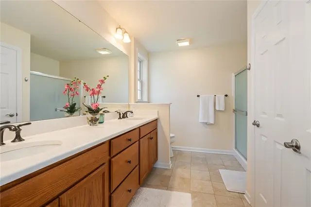 126 Washington Way gallery image 14