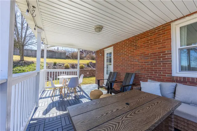 1262 Bingay Dr gallery image 21