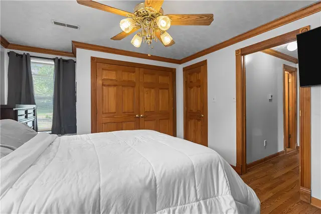 1265 Norberry Ct 18 gallery image 6