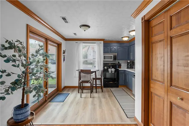 1265 Norberry Ct 18 gallery image 13