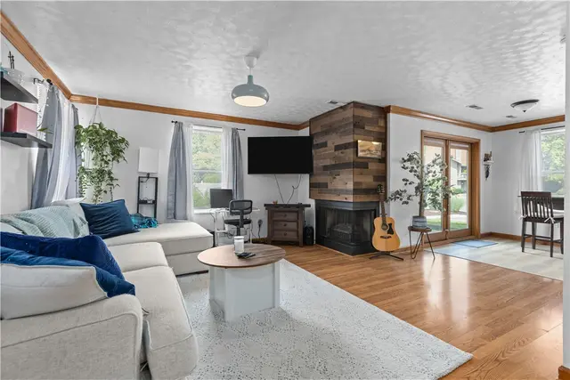 1265 Norberry Ct 18 gallery image 18