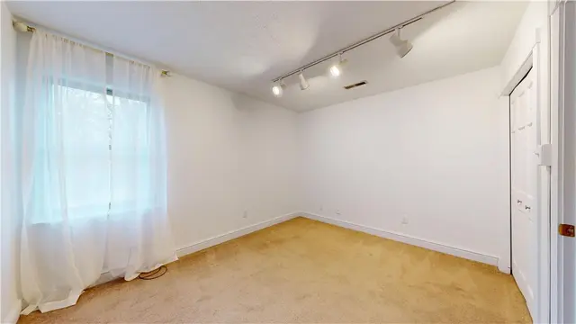 1267 Norberry Ct 36 gallery image 33