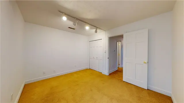 1267 Norberry Ct 36 gallery image 34