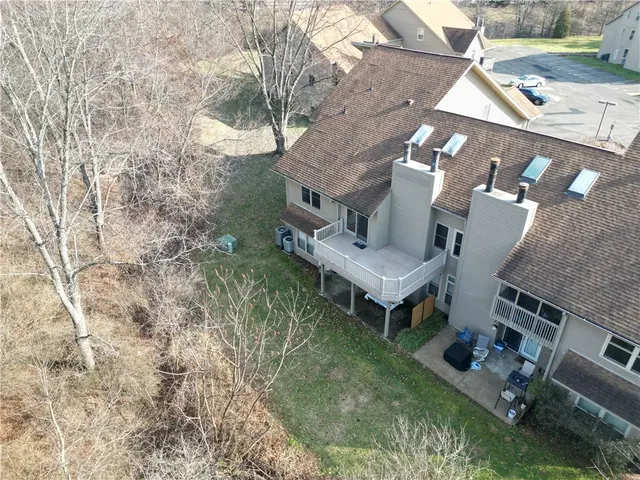 1267 Norberry Ct 36 gallery image 40