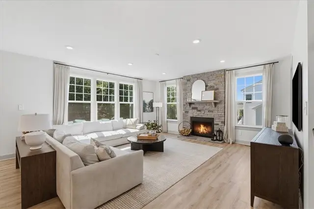 127 Abigail Dr. gallery image 39
