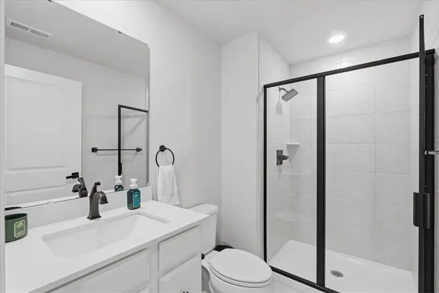 127 Abigail Dr. gallery image 40
