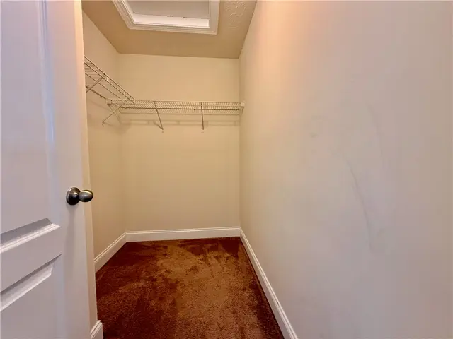127 Alder Dr gallery image 22