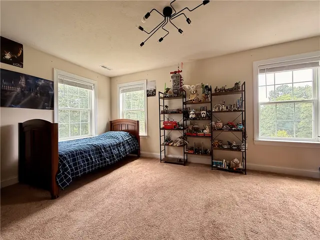 127 Alder Dr gallery image 33