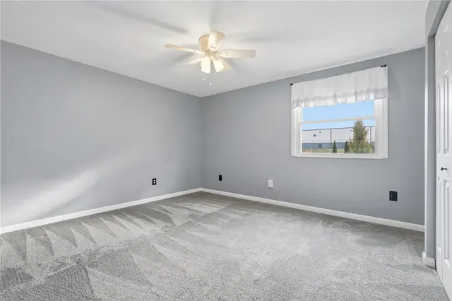 127 Clearbrook Dr gallery image 24