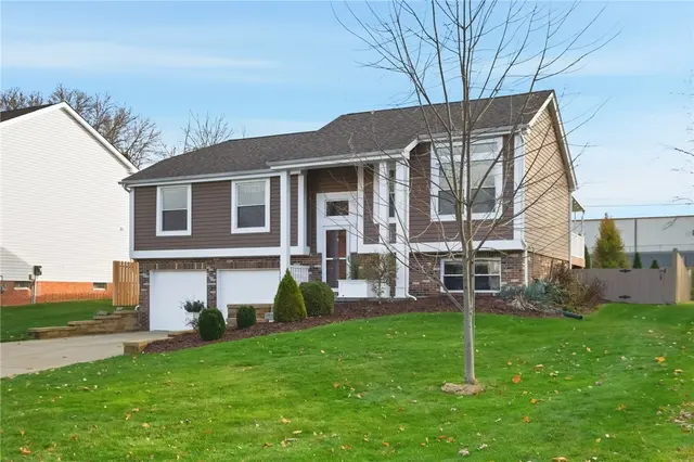 127 Clearbrook Dr gallery image 28