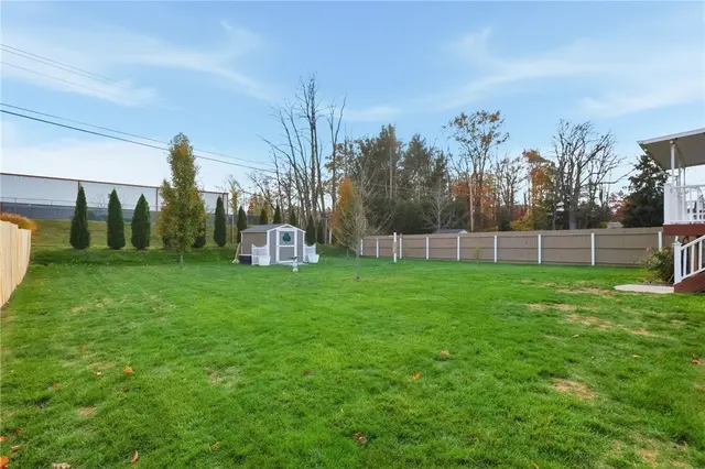 127 Clearbrook Dr gallery image 29