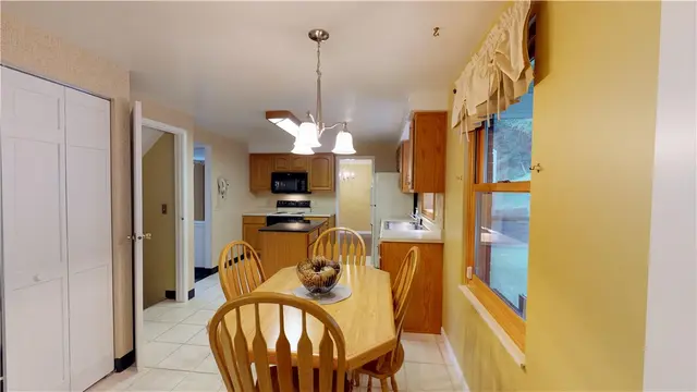 127 Lingay Drive gallery image 8