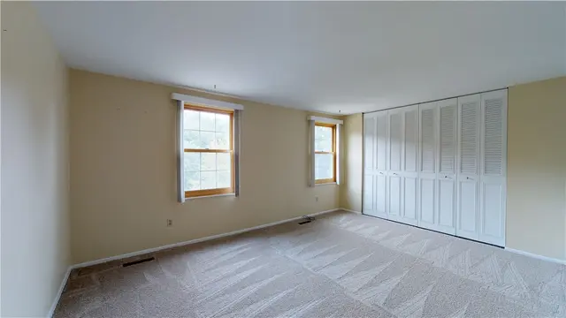 127 Lingay Drive gallery image 14