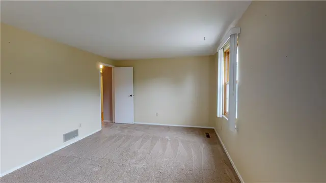 127 Lingay Drive gallery image 15