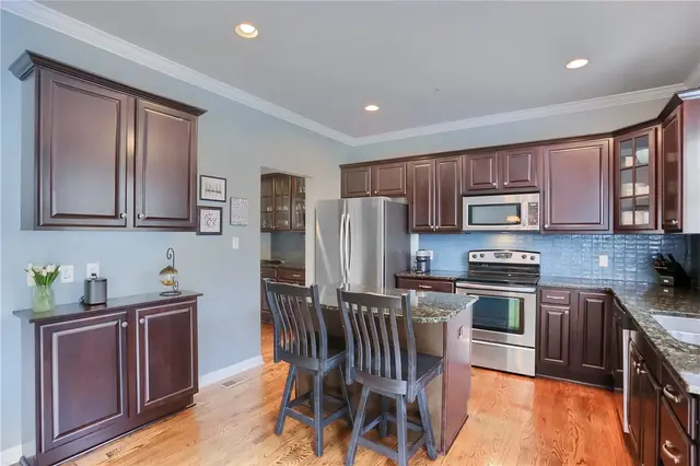 127 Shenot Rd gallery image 9