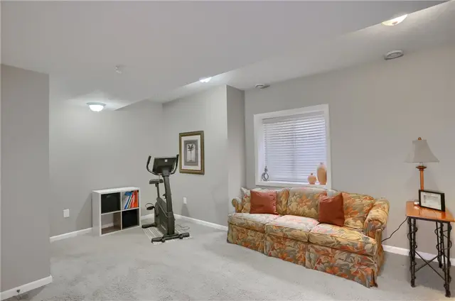 127 Shenot Rd gallery image 35