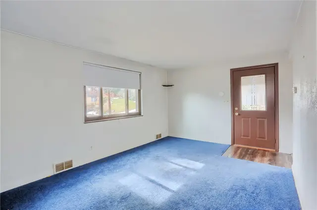 1275 Balmoral Drive gallery image 27