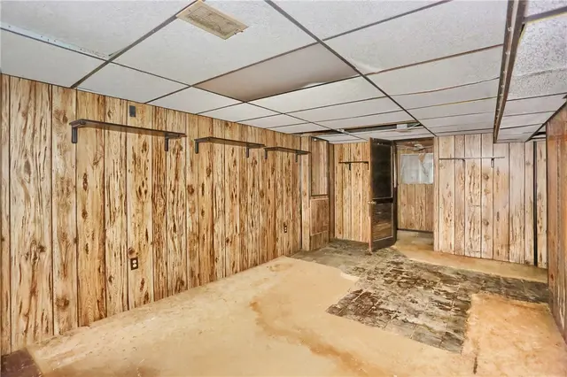1275 Balmoral Drive gallery image 44