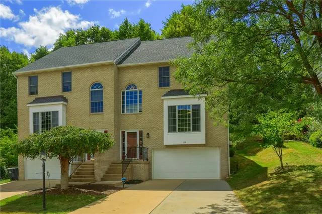 128 Hampshire Drive