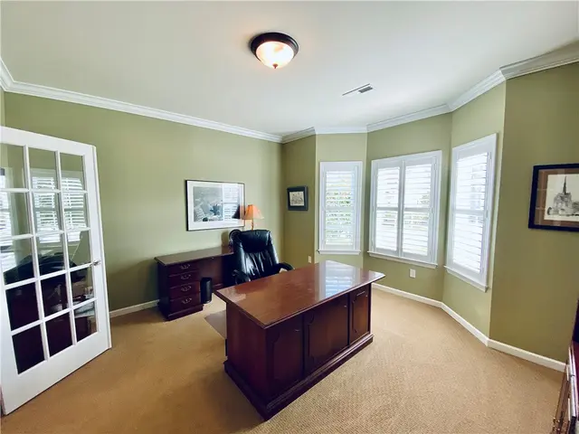 128 Independence Way gallery image 3