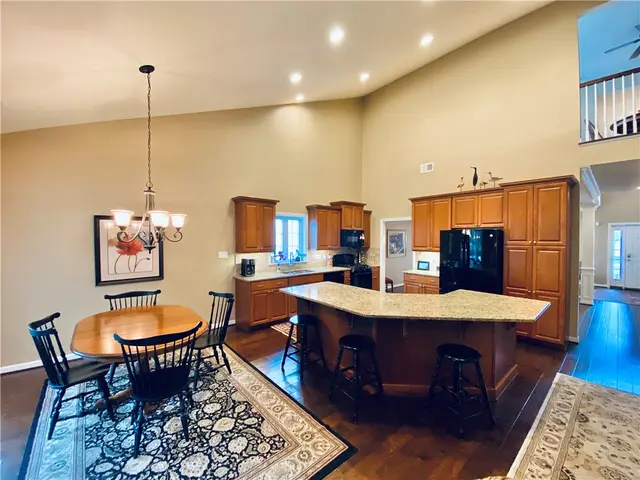 128 Independence Way gallery image 6