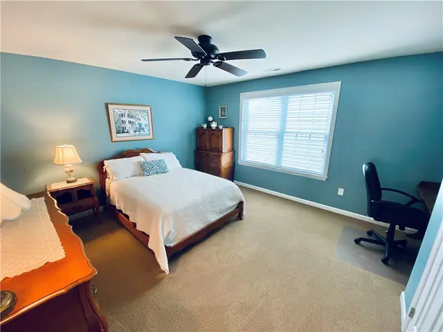 128 Independence Way gallery image 21