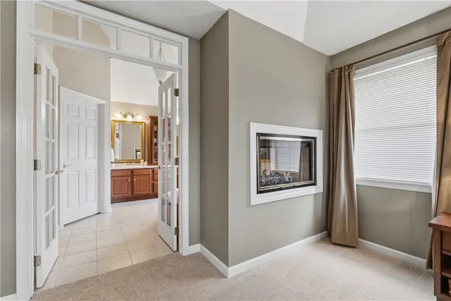 128 Oakview Drive gallery image 5