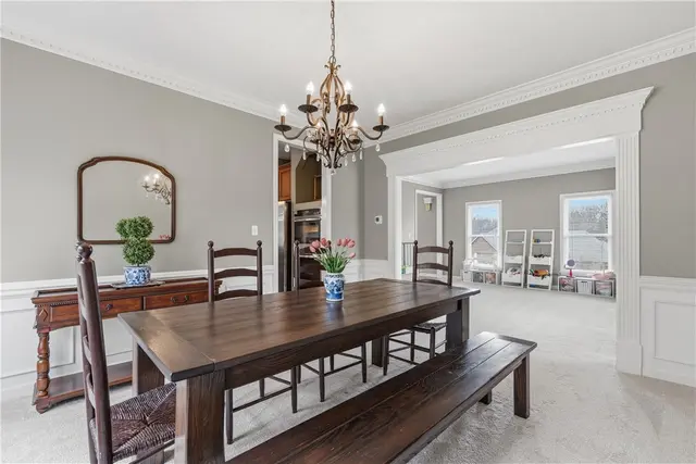 128 Oakview Drive gallery image 6