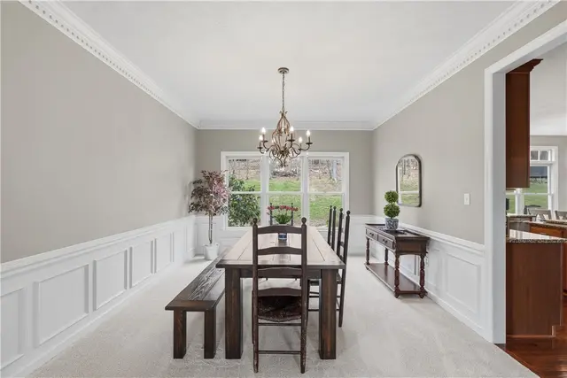 128 Oakview Drive gallery image 12