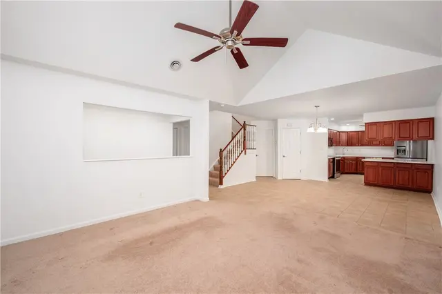 128 Rana Lane gallery image 20