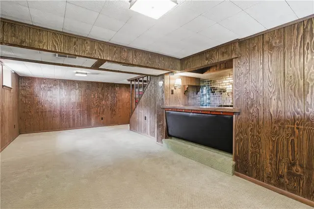 129 Donmor Drive gallery image 12