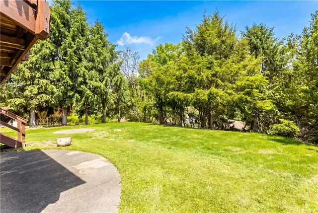 129 Donmor Drive gallery image 40