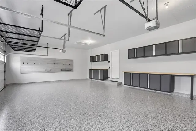 129 Olivia Avenue gallery image 43