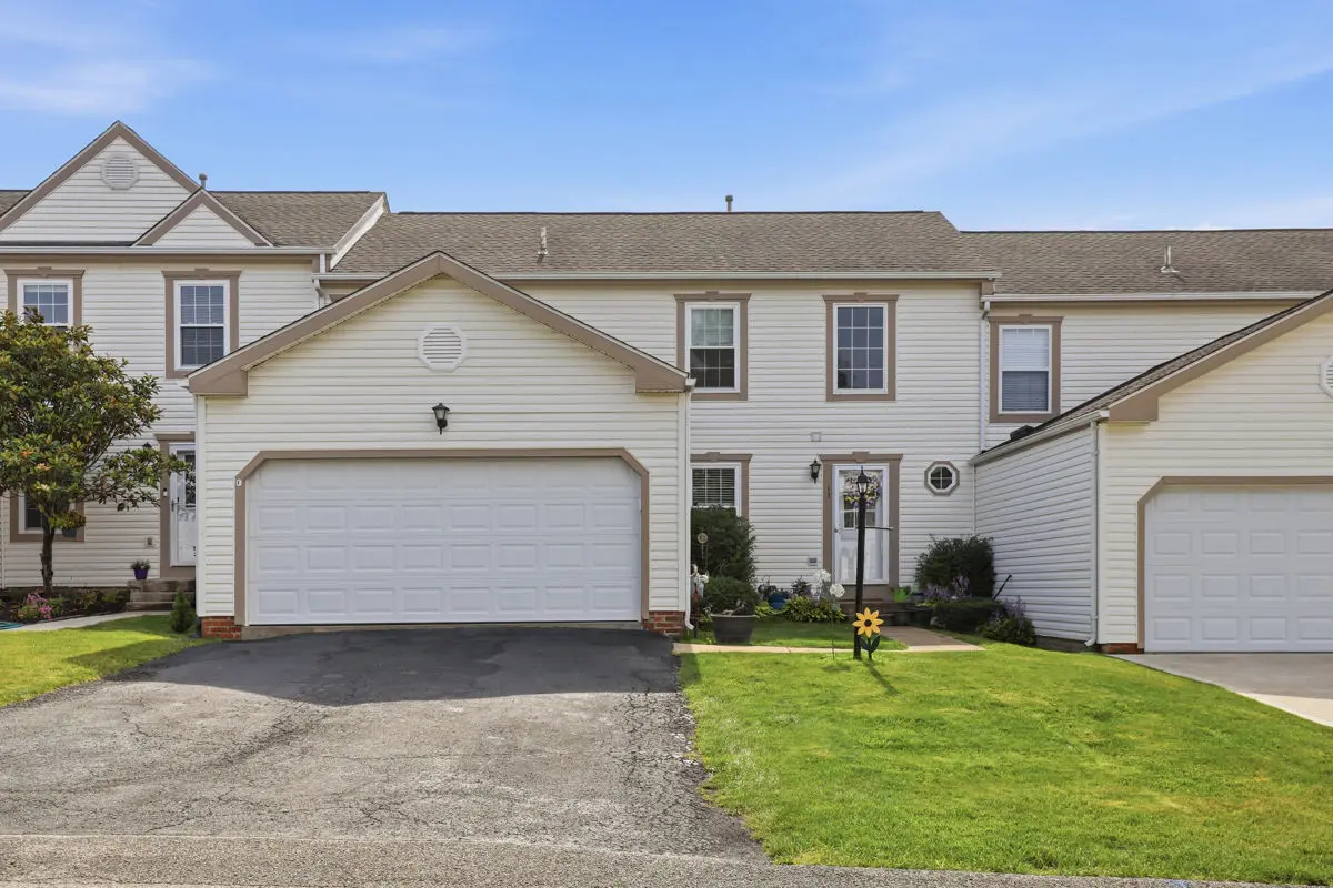 13 Sunset COURT
