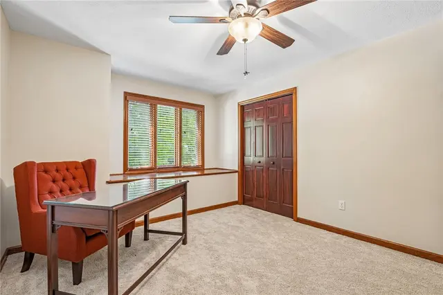 130 Village Dr gallery image 18