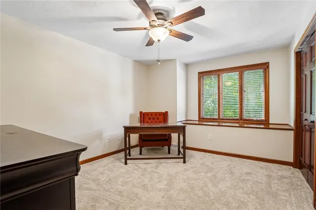 130 Village Dr gallery image 19
