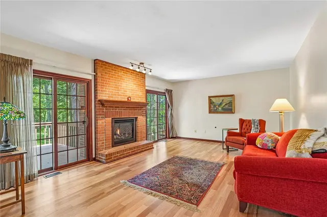 130 Village Dr gallery image 30