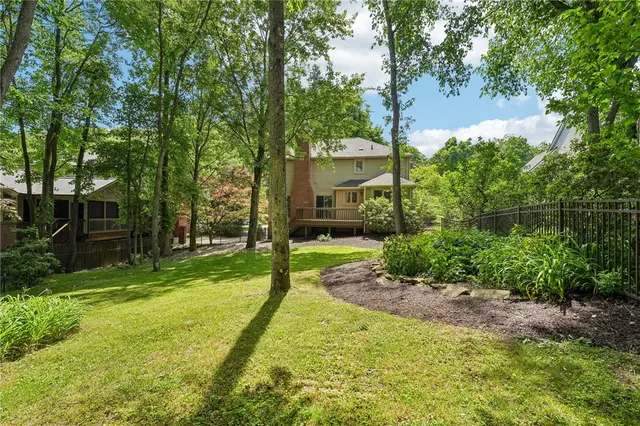 130 Village Dr gallery image 36